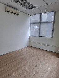 Tradehub 21 (D22), Office #531414291